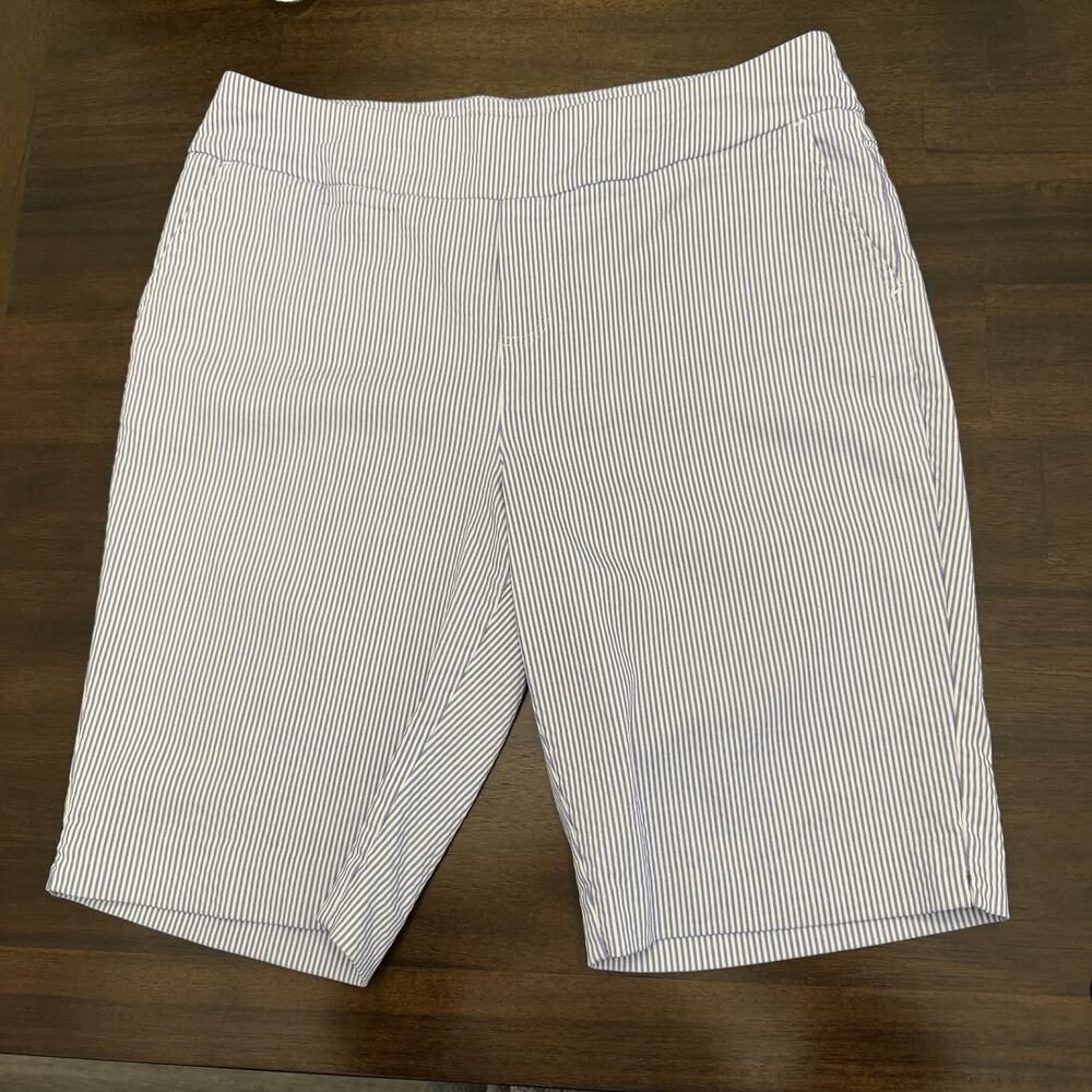 Southern Lady Bermuda Shorts Size 14 Lavender/White stripe Stretch Pockets